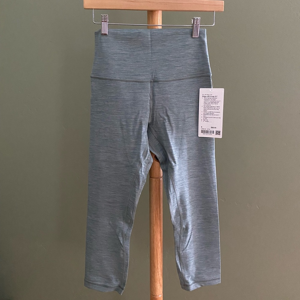 Lululemon Align HR Crop 21” in Heather Tide Water Teal, Size 6, New With Tags